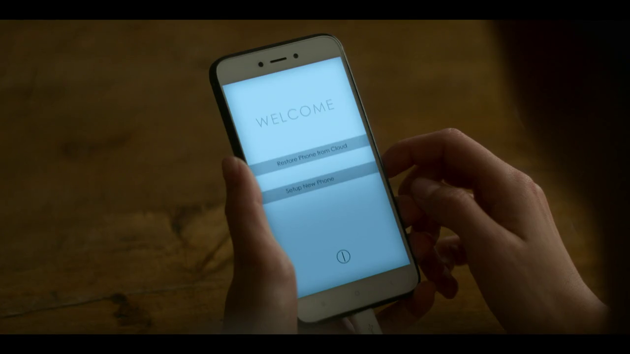 Phone Login Screen – Devs S01E01